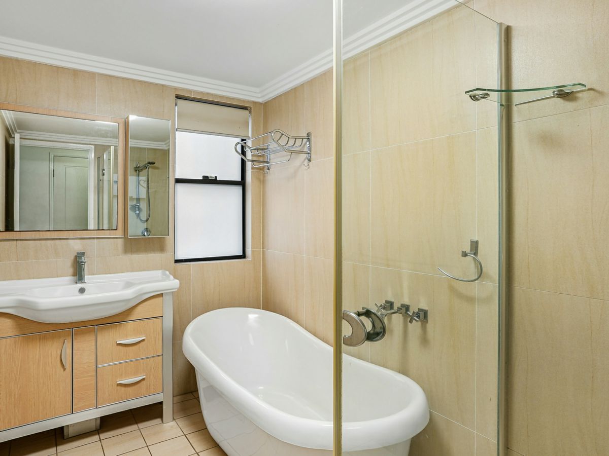 24/319 Angus Smith Drive, Douglas - image 3
