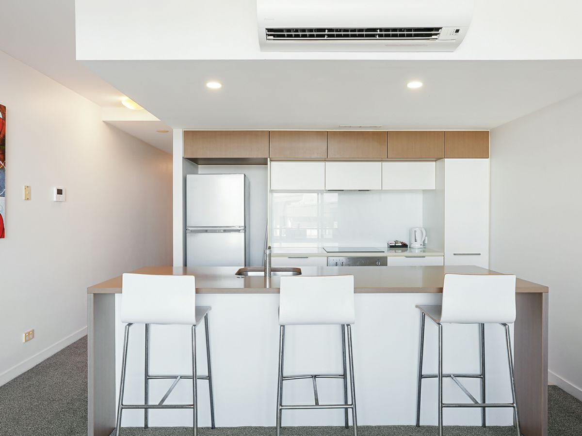 29/4 Aplin Street, Townsville City - image 1