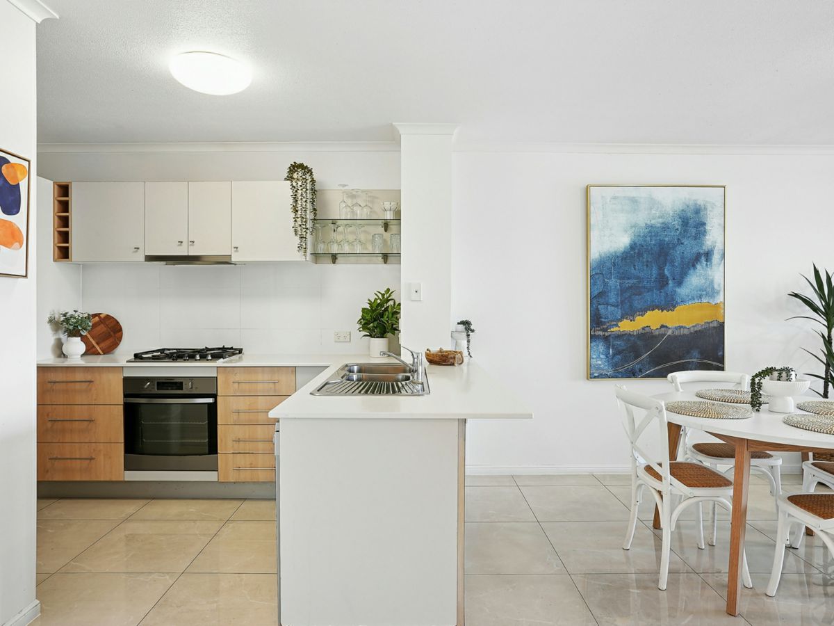 25/11 Stanley Street, Townsville City - image 1