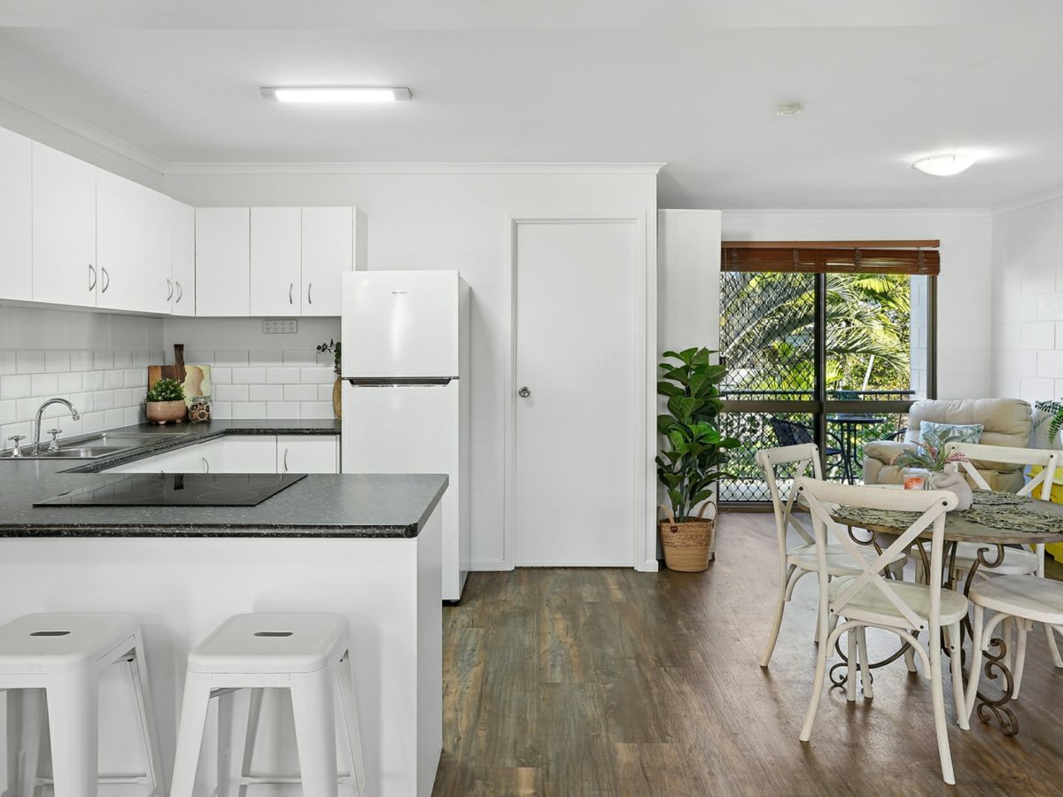 5/146 Queens Road, Hermit Park - image 1