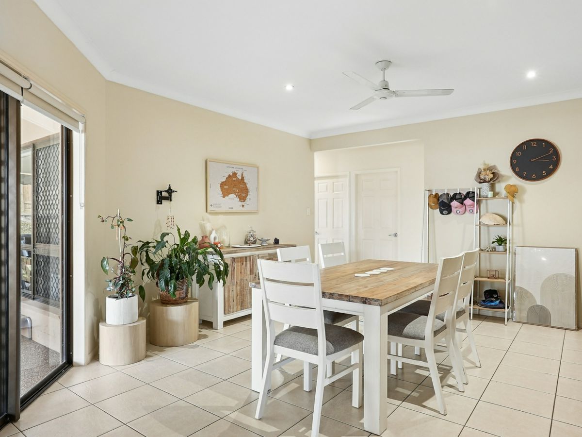 12 Ella Court, Mount Louisa - image 3