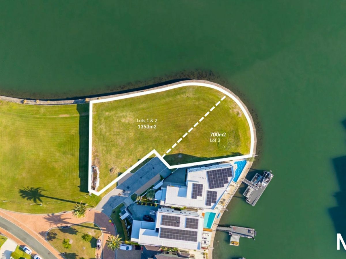 11 Regents Court, Sovereign Islands - image 2