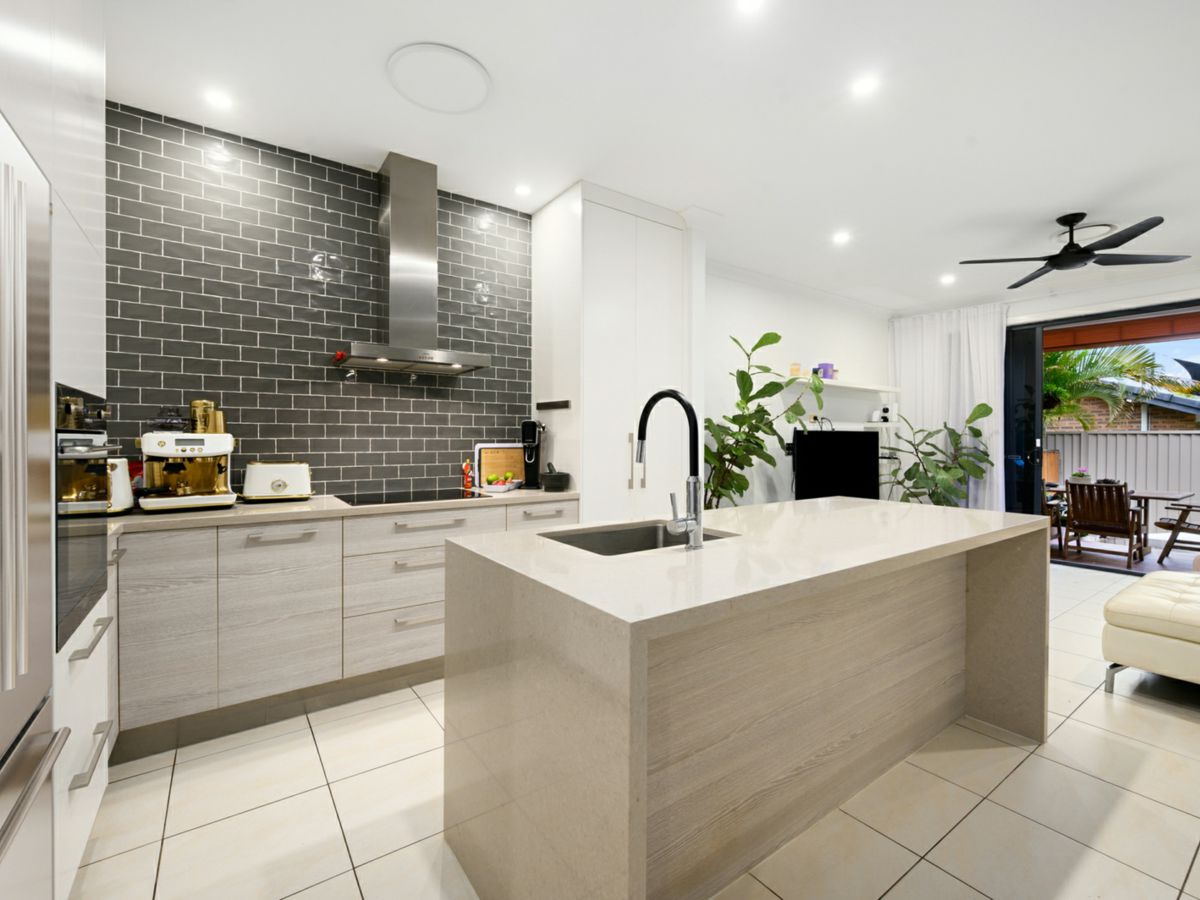 20B Killowill Avenue, Paradise Point - image 3