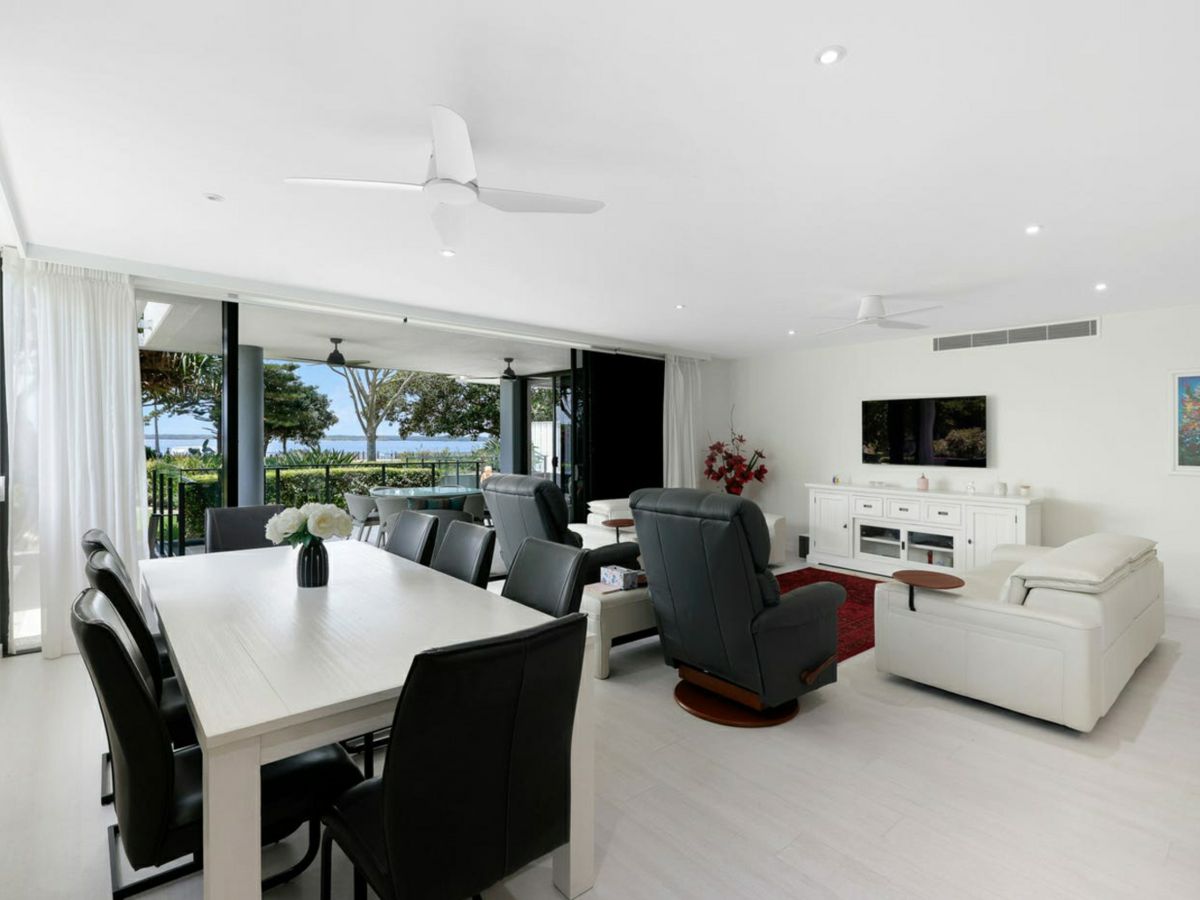 7101/323 Bayview Street, Hollywell - image 3
