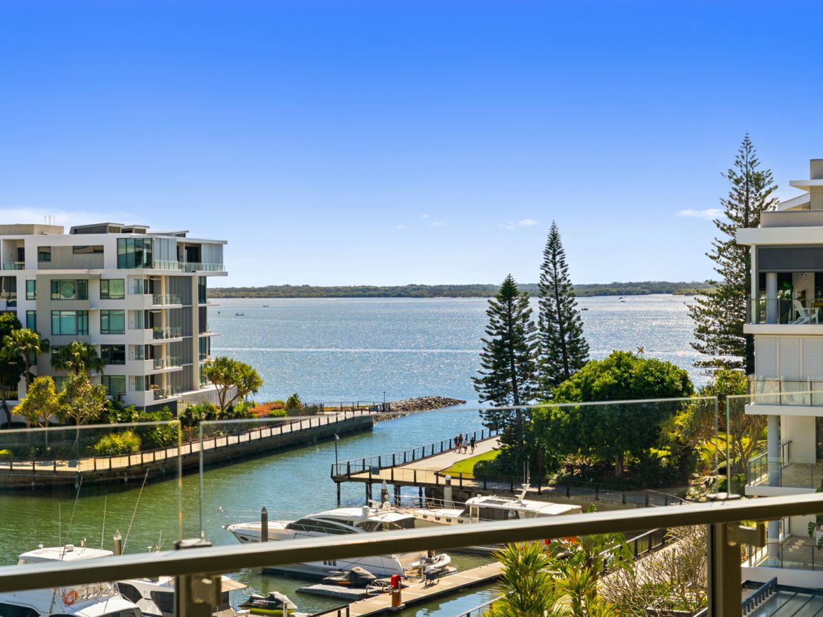 3502/323 Bayview Street, Hollywell - image 2