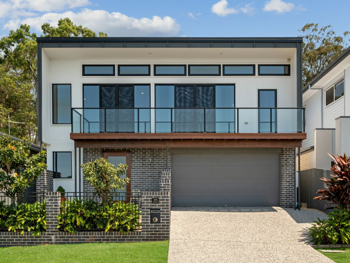 35 Highland Crescent, Belmont - image 1