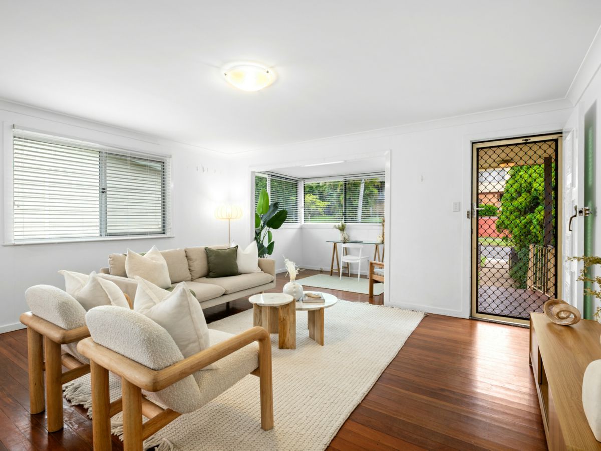59 Valentia Street, Mansfield - image 2
