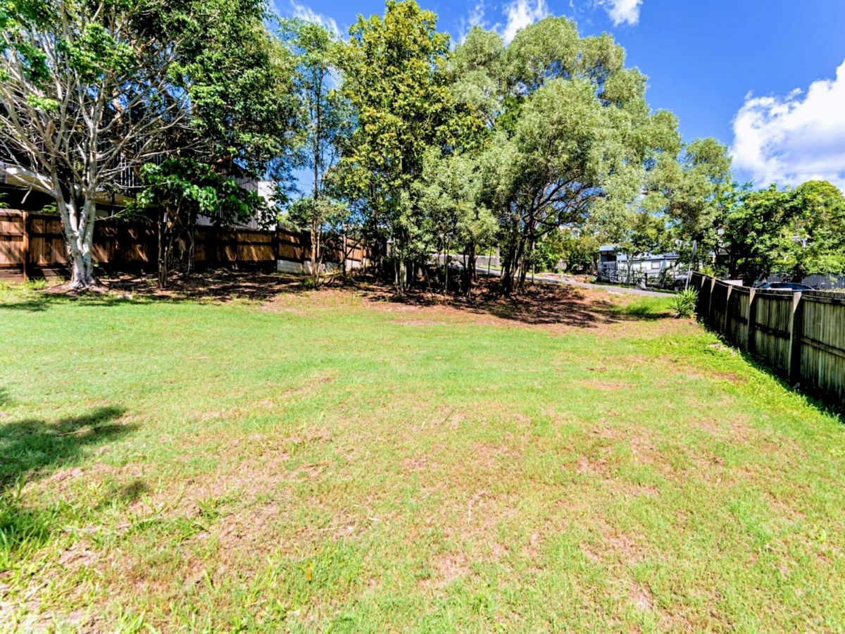 2 Woyin Street, Alexandra Headland - image 2