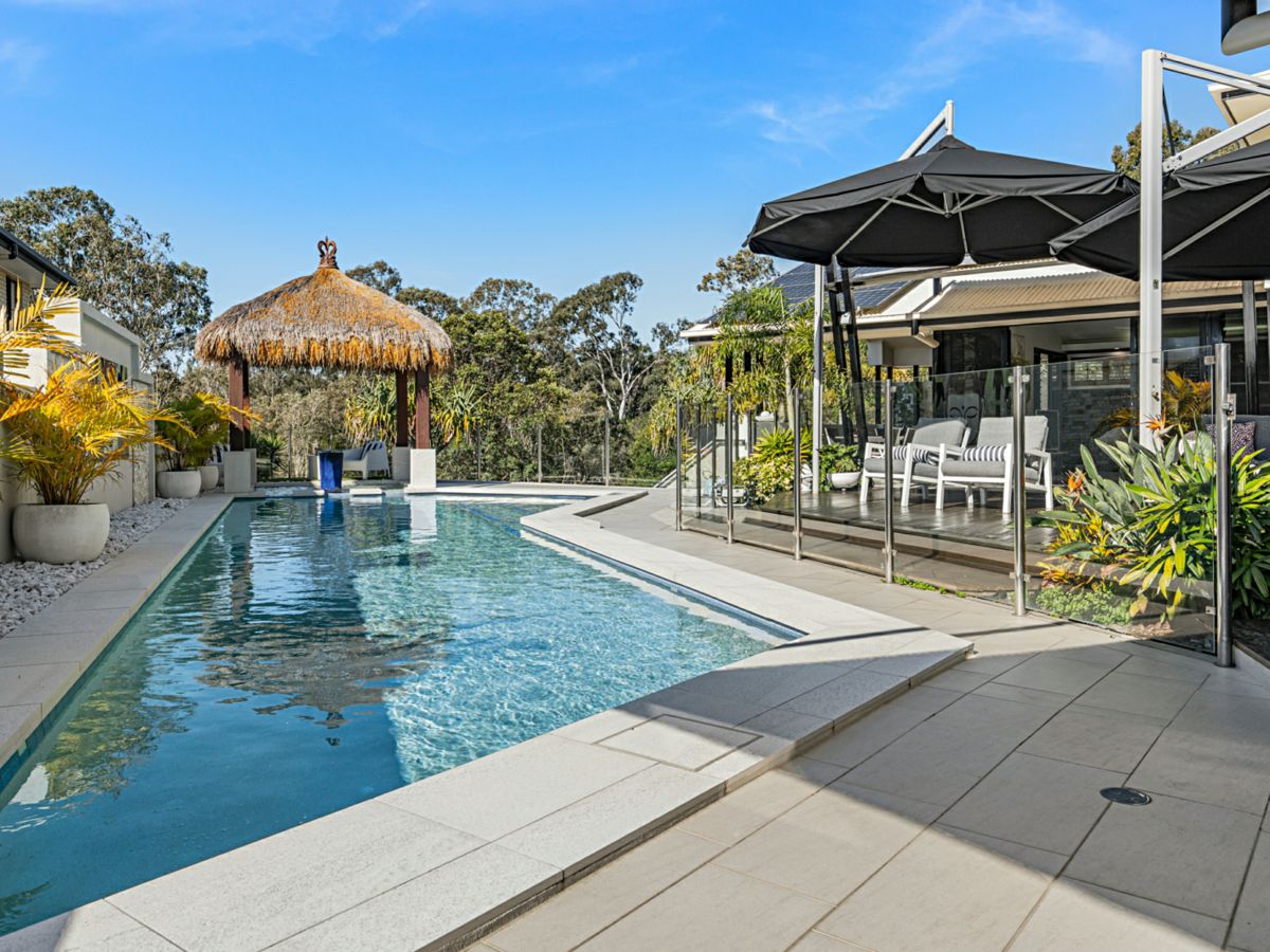 37 Banksia Place, Bridgeman Downs - image 1