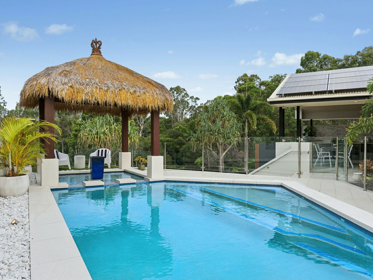 37 Banksia Place, Bridgeman Downs - image 1