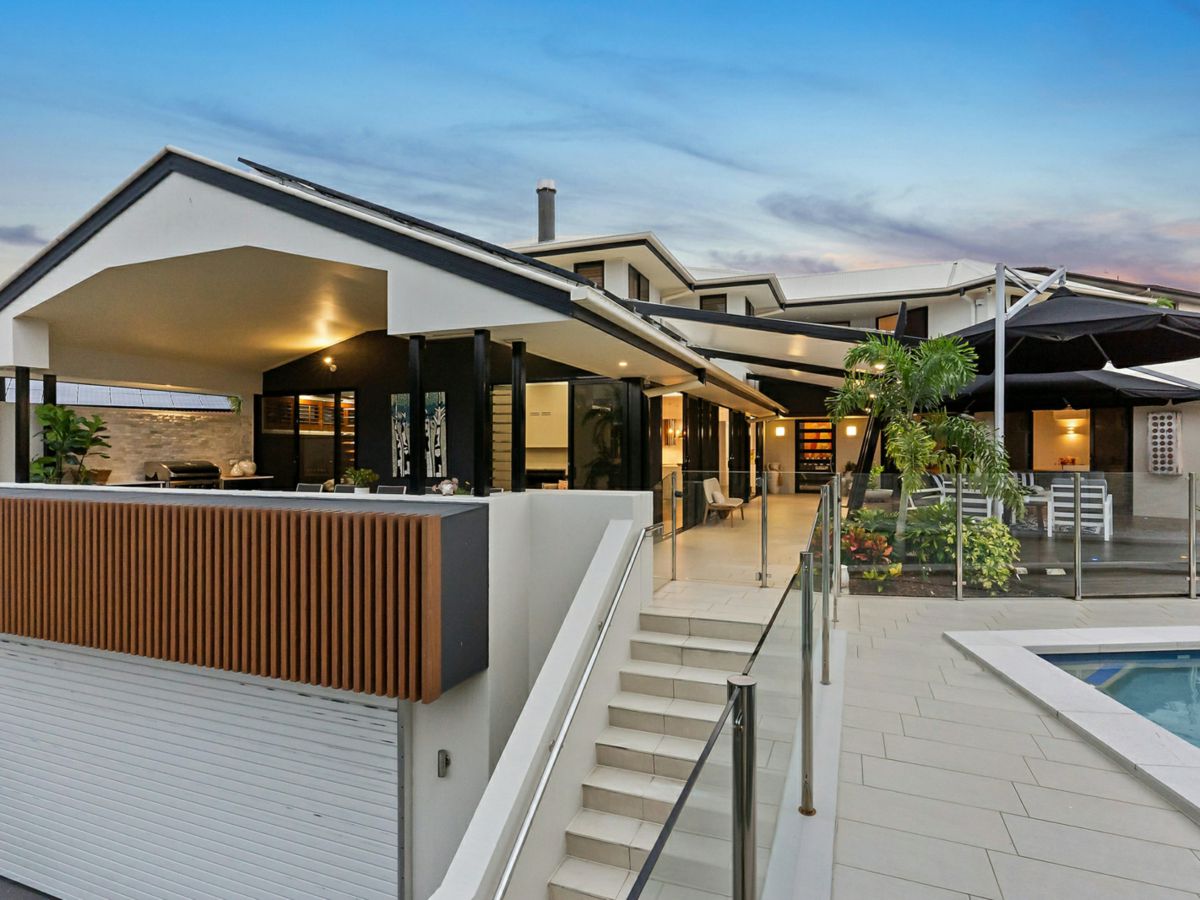 37 Banksia Place, Bridgeman Downs - image 2