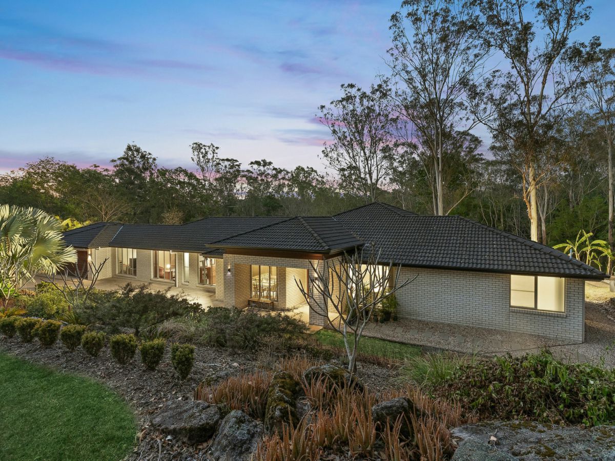541 Brookfield Road, Kenmore Hills - image 3