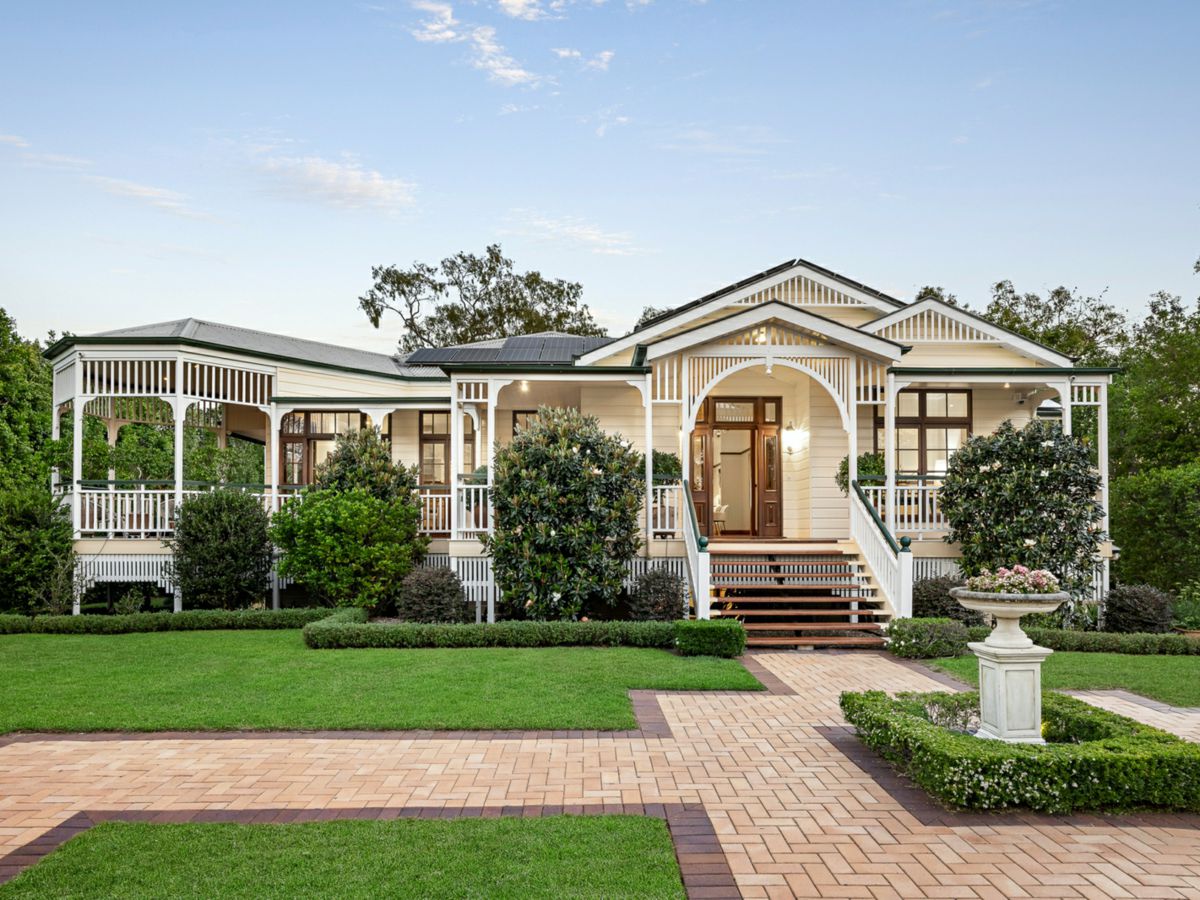 51 Goldieslie Road, INDOOROOPILLY