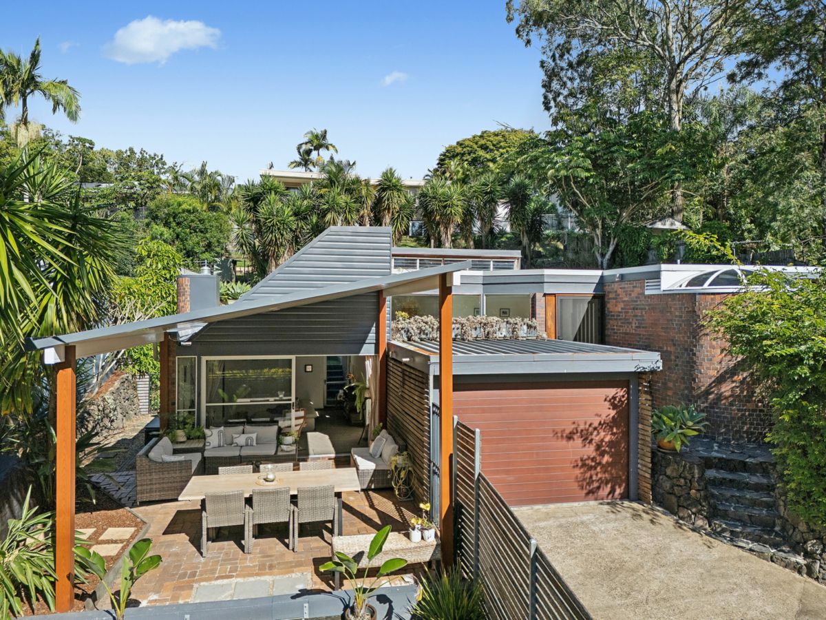 22 Kewarra Street, Kenmore - image 1