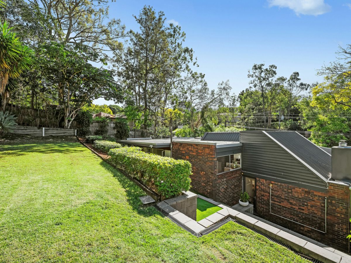 22 Kewarra Street, Kenmore - image 3