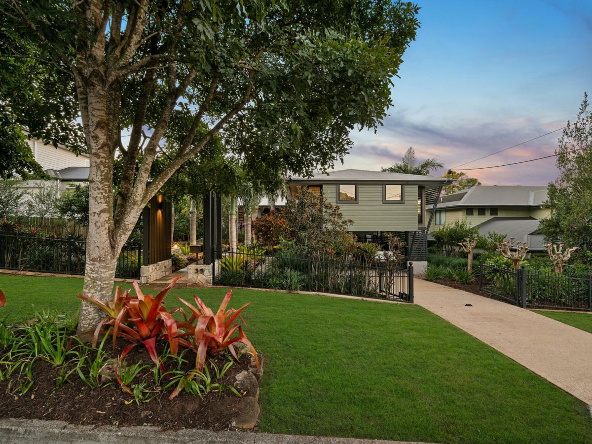 39 Kathleen Street, Corinda - image 2