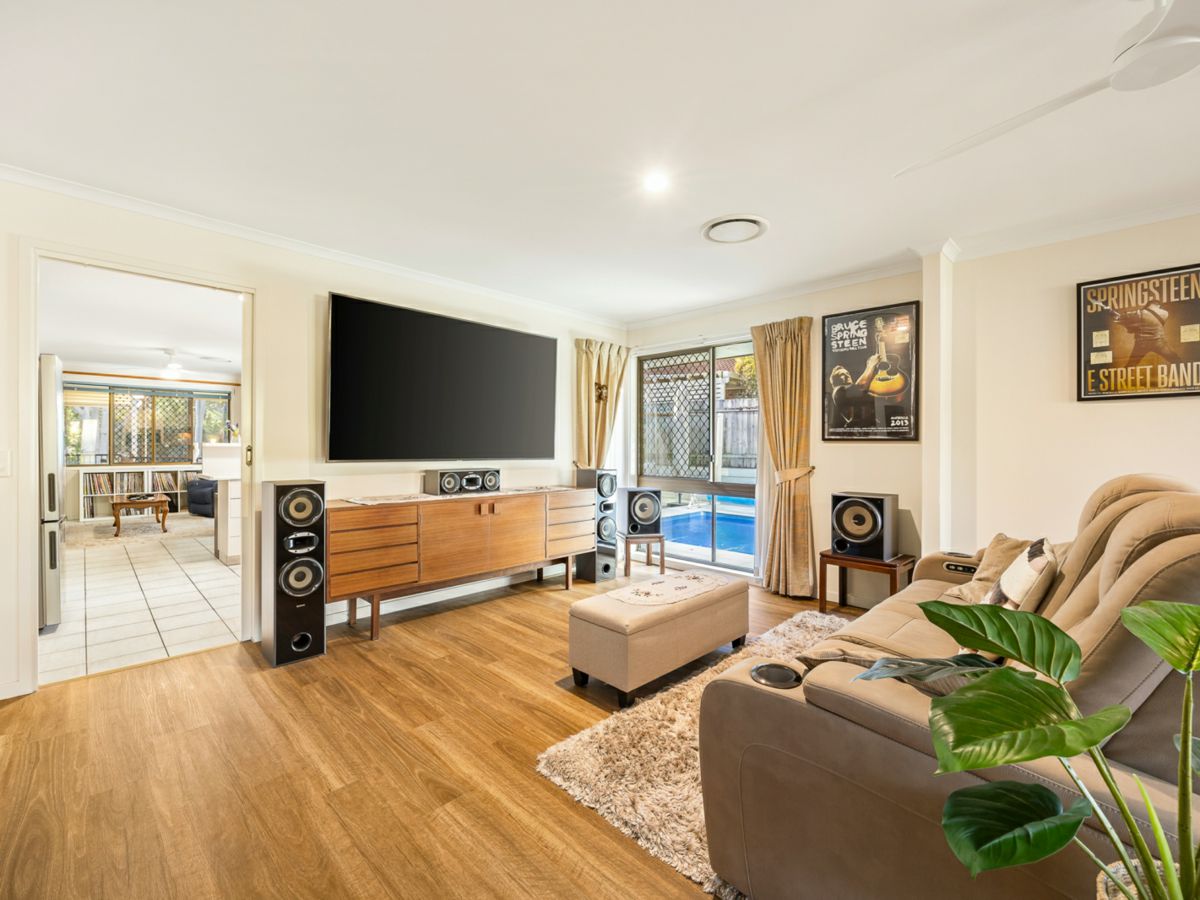 44 Avondale Road, Sinnamon Park - image 3
