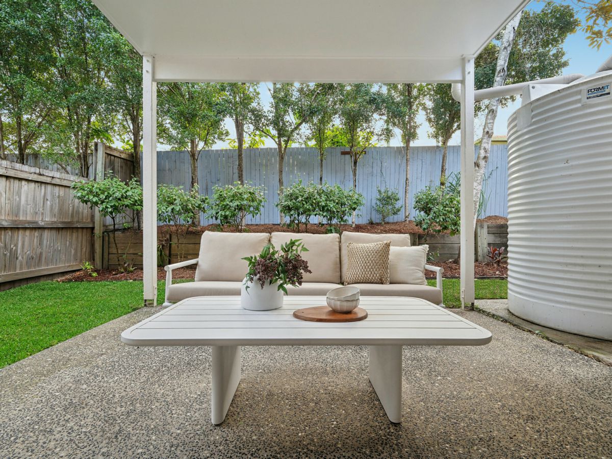 7/200 Meadowlands Road, Carina - image 2