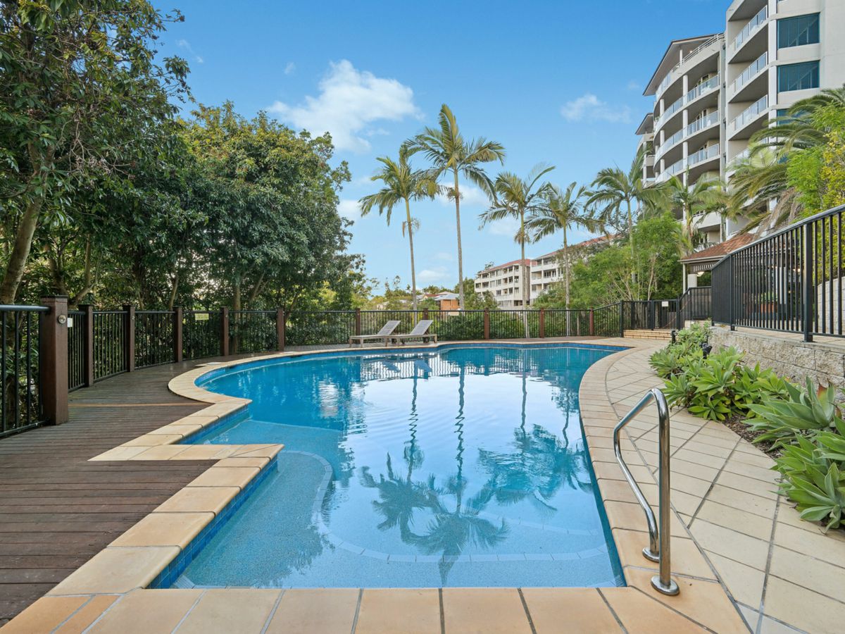 110/180 Swann Road, Taringa - image 1