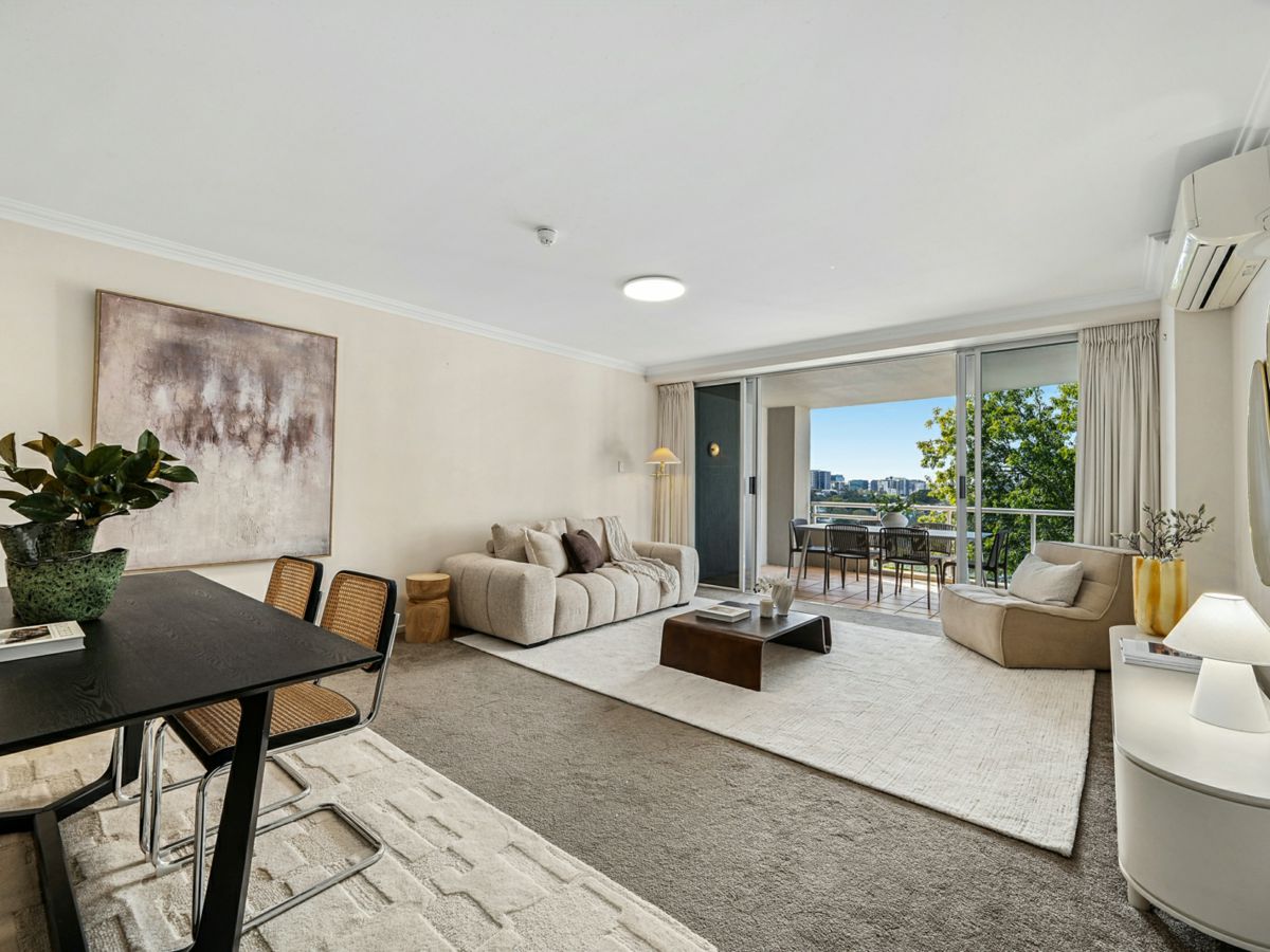 110/180 Swann Road, Taringa - image 2