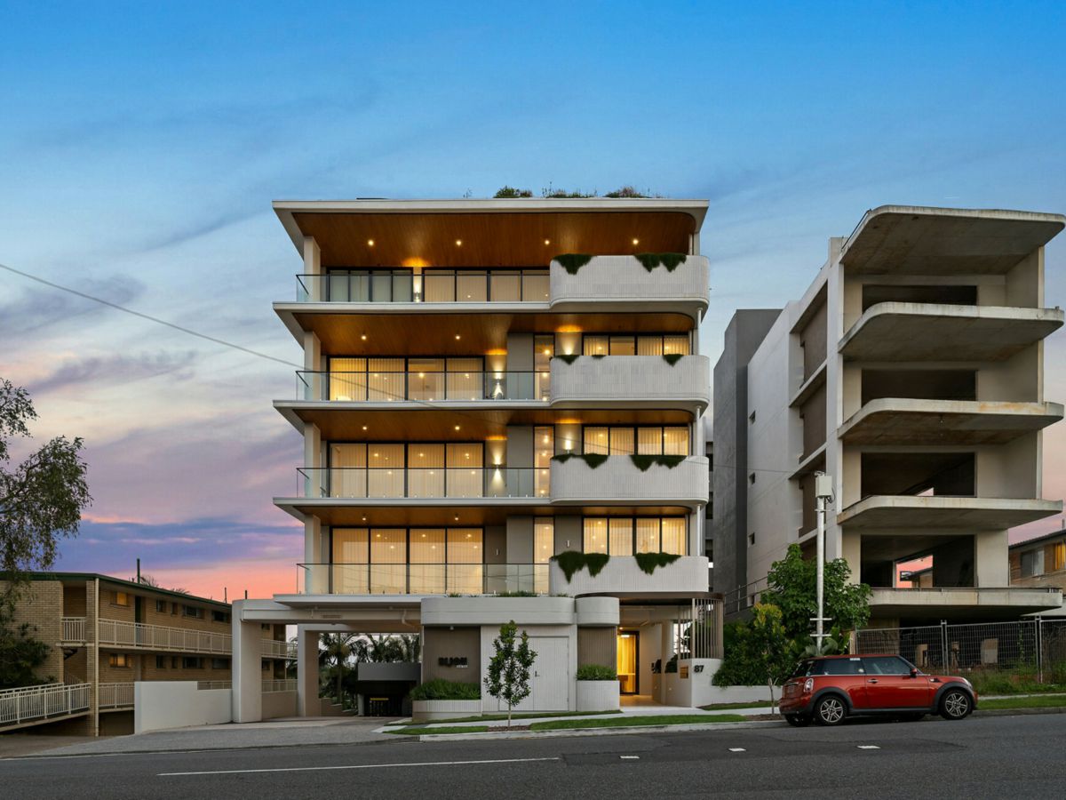 2/87 Swann Road, Taringa - image 1