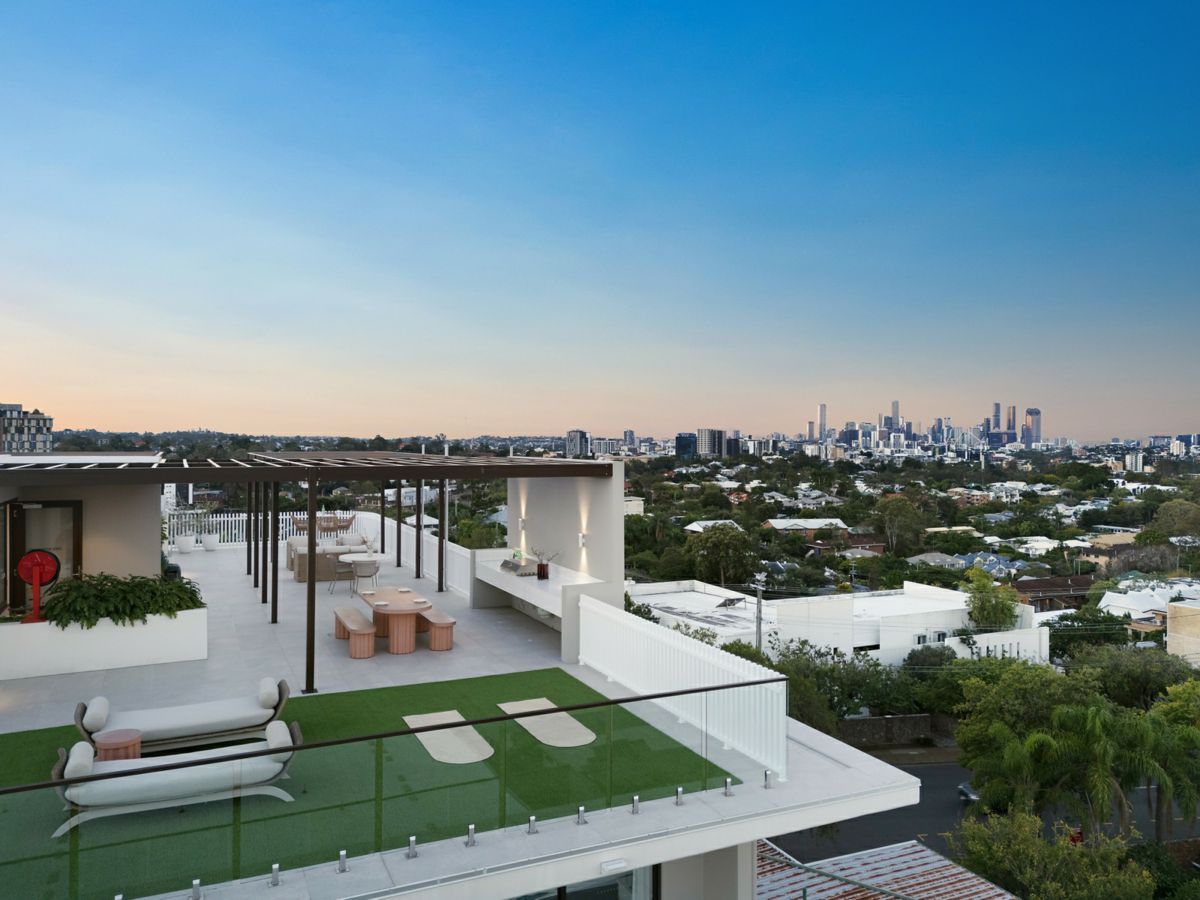 2/87 Swann Road, Taringa - image 2
