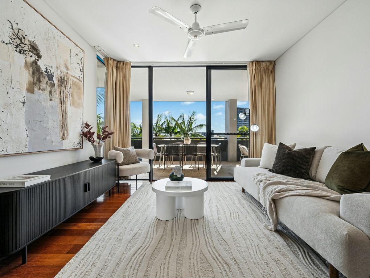 20/26 Holland Street, Toowong - image 2