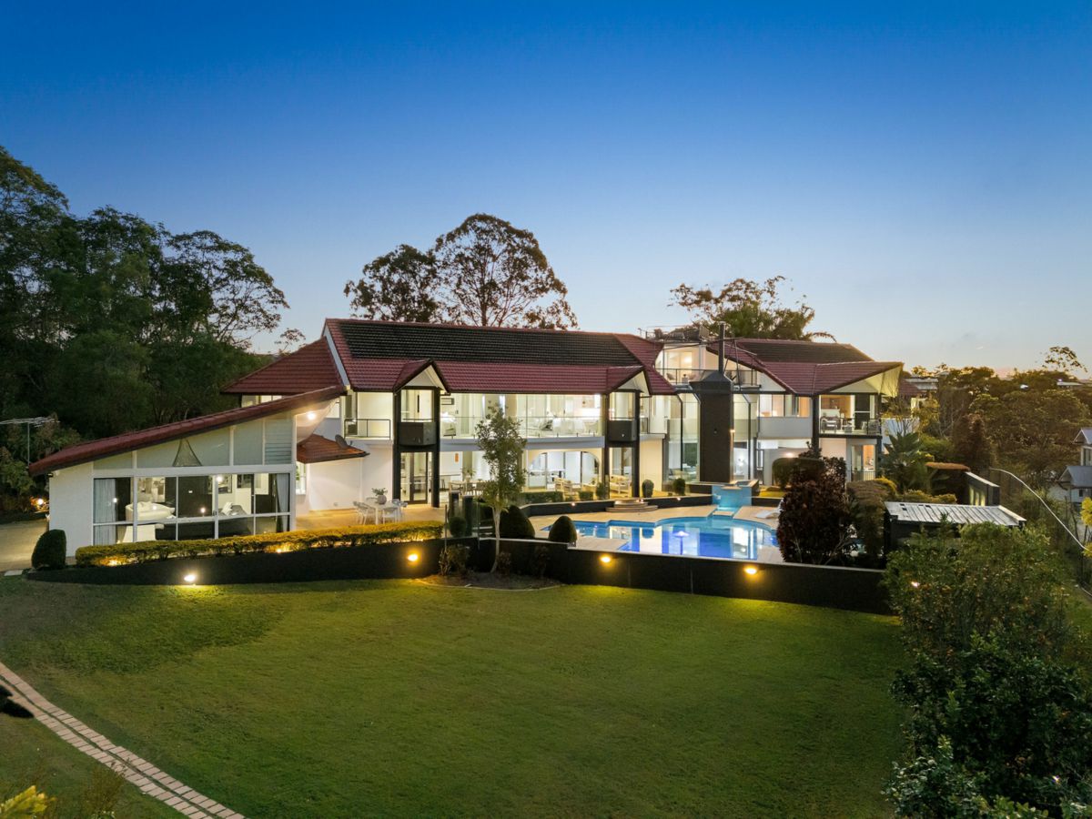 71 Tristania Road, Chapel Hill - image 2