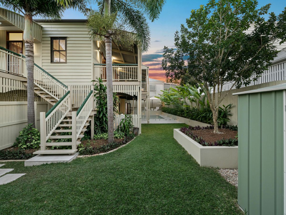 67 Disraeli Street, Indooroopilly - image 2