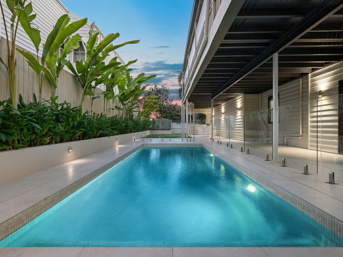67 Disraeli Street, Indooroopilly - image 3