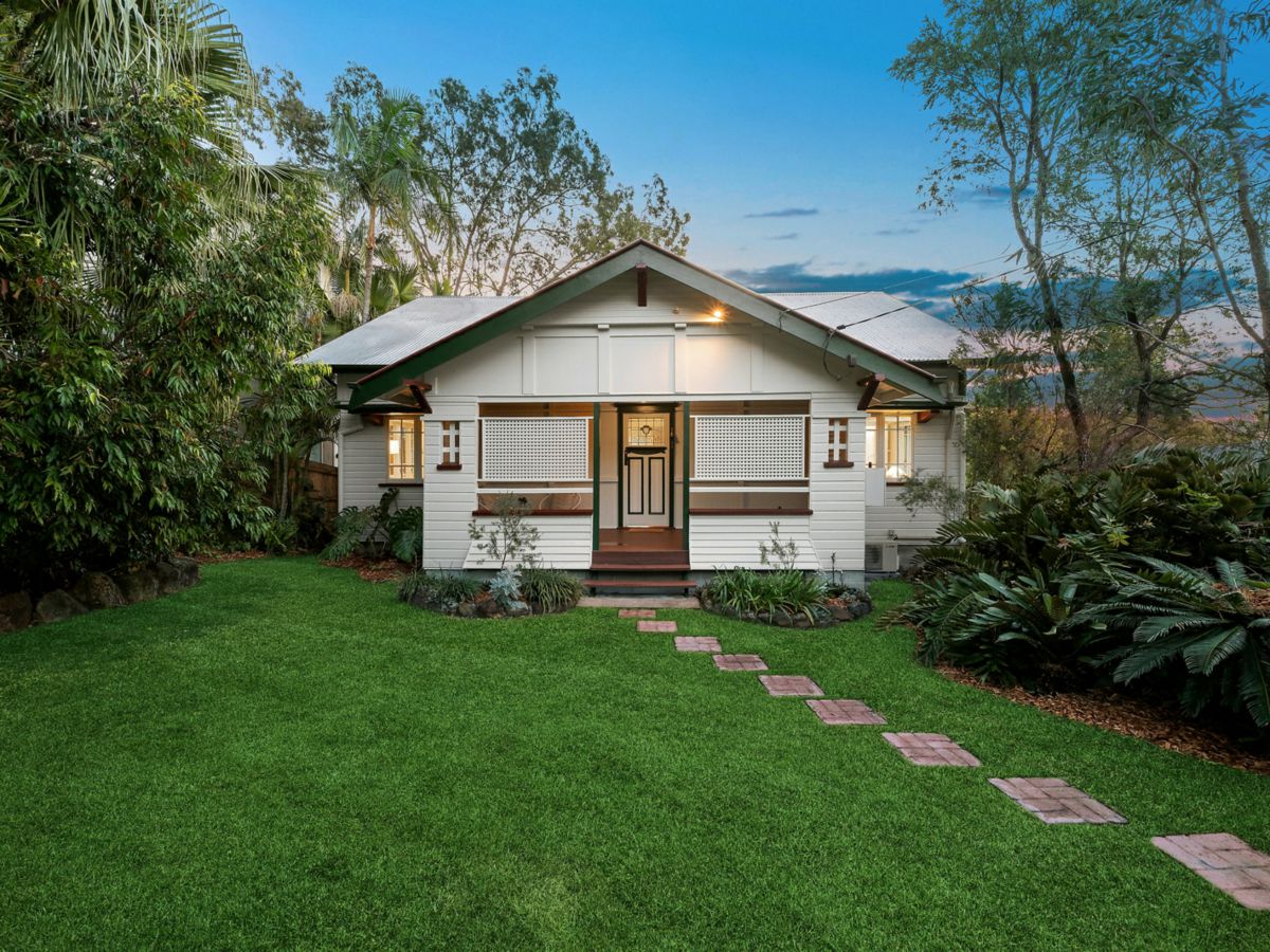 19 Victoria Street, Indooroopilly - image 1