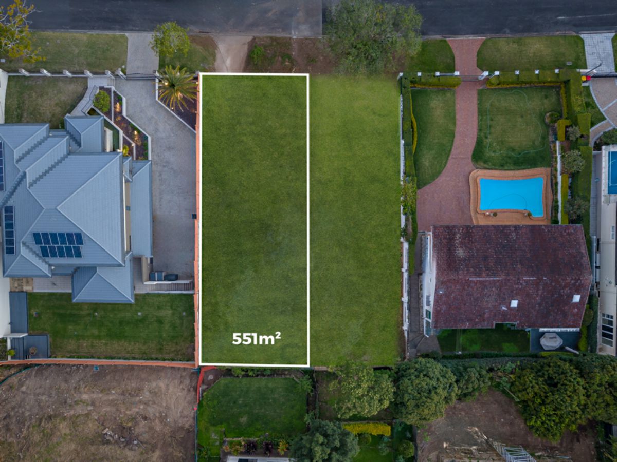 26 Glencairn Avenue, Indooroopilly - image 2