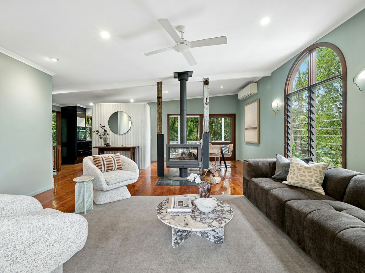 8 Couldrey Street, Bardon - image 3