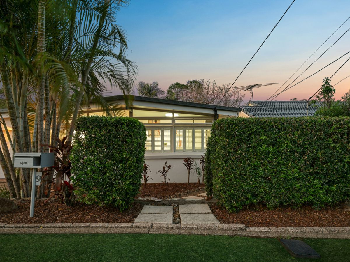 9 Eccleston Street, Fig Tree Pocket - image 2