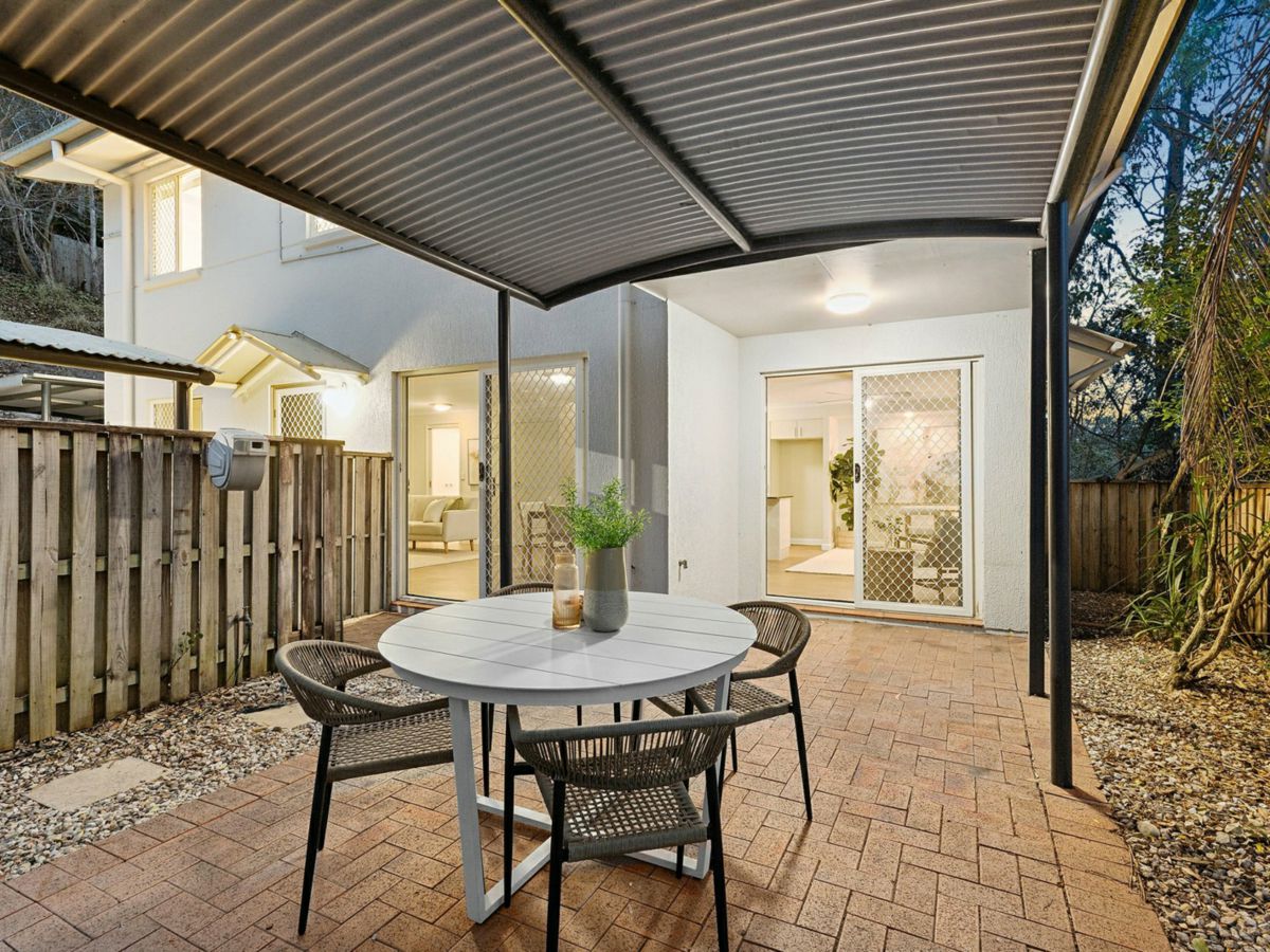 2/1 Glenquarie Place, The Gap - image 2