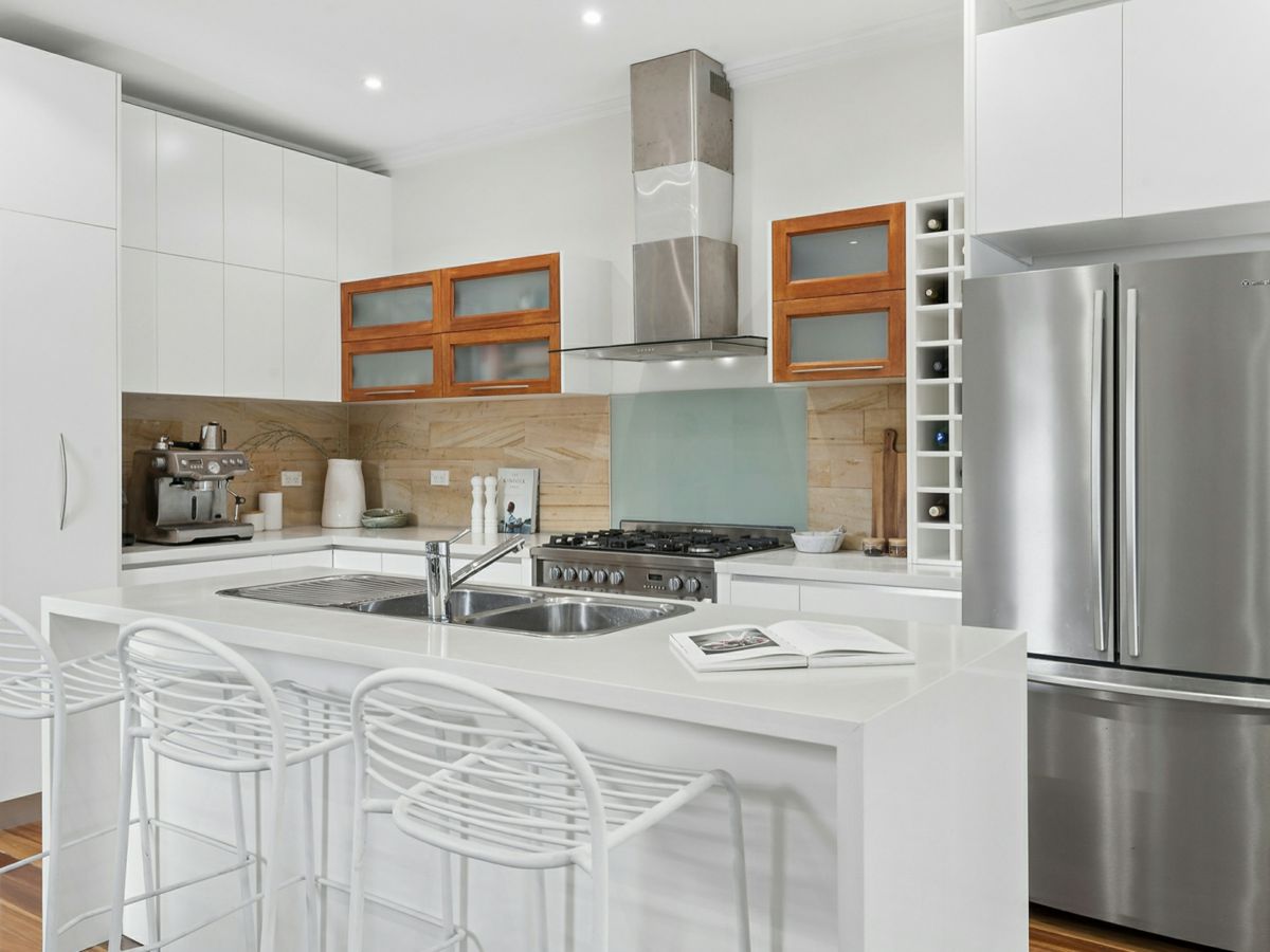 115 Eastview Avenue, North Ryde - image 2