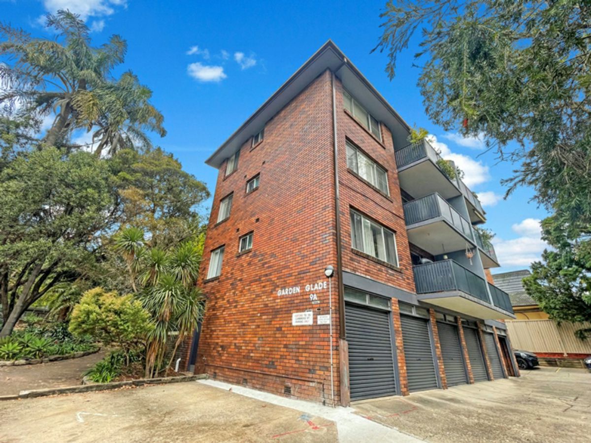7/9A Cambridge Street, Gladesville - image 1