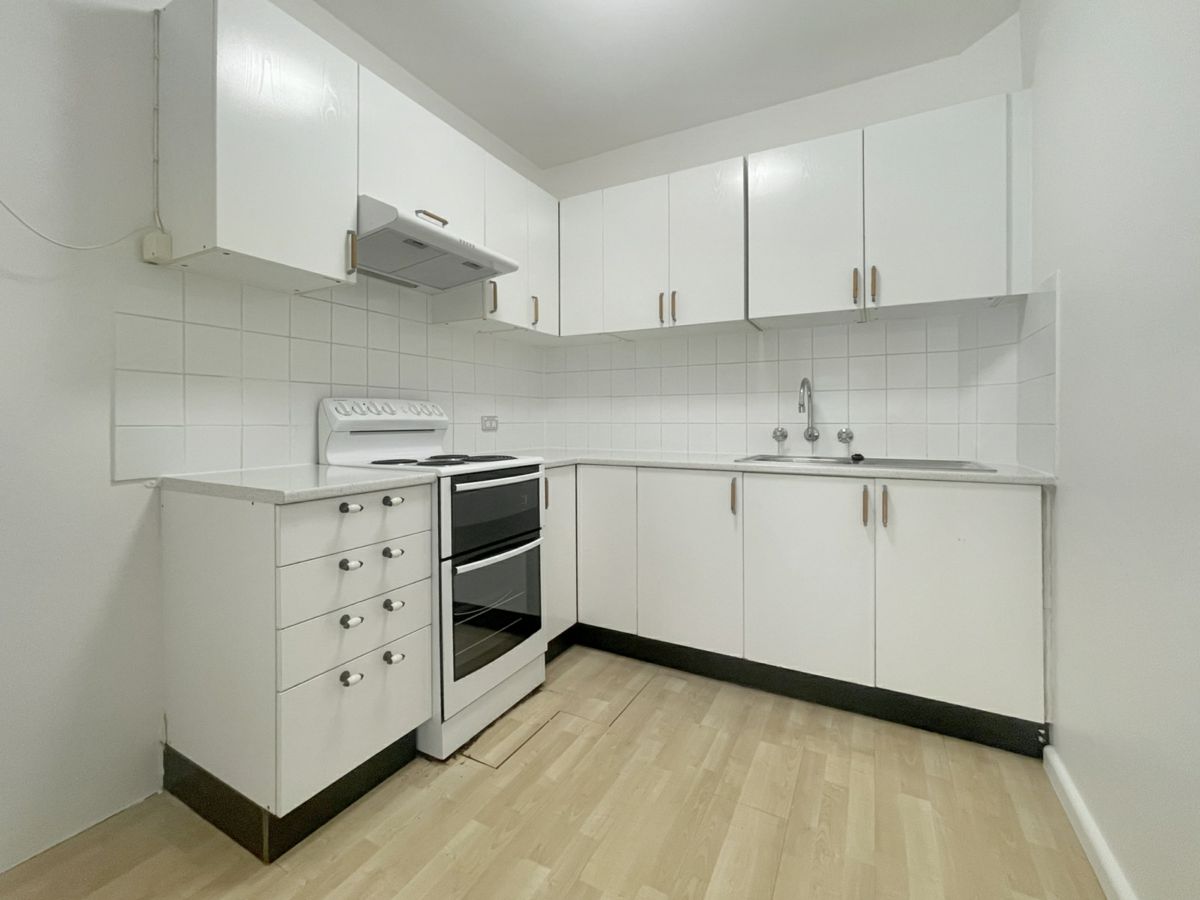7/9A Cambridge Street, Gladesville - image 2