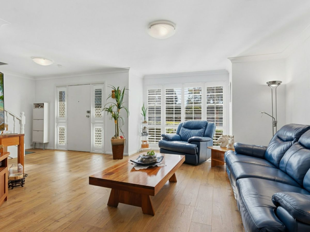 3/2 Mildred Avenue, Hornsby - image 2