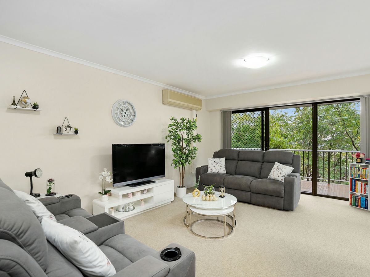 8/220 Blaxland Road, Ryde - image 1