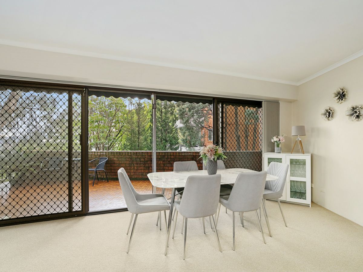 8/220 Blaxland Road, Ryde - image 2
