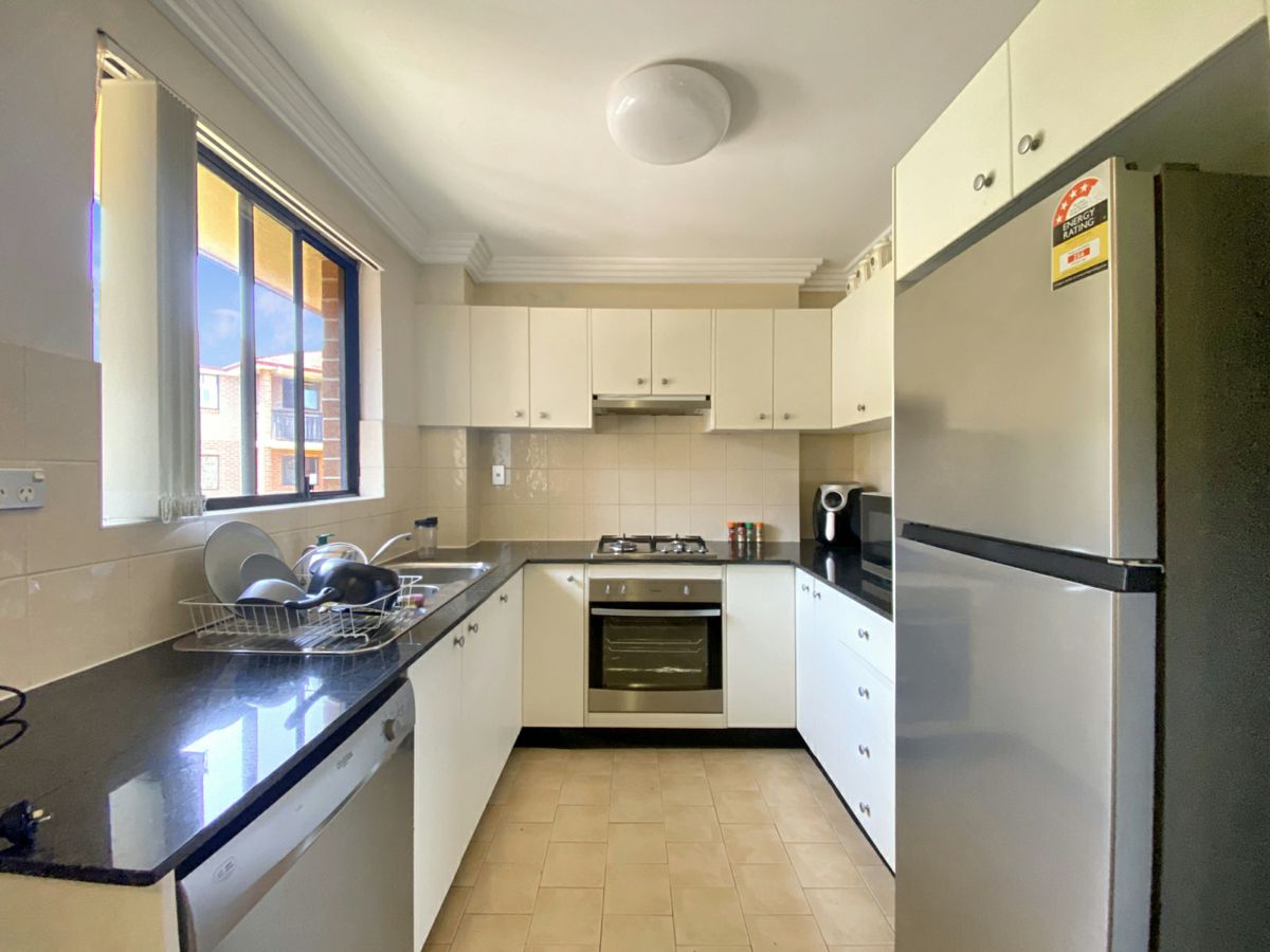 30/49 Dobson Crescent, Baulkham Hills - image 2
