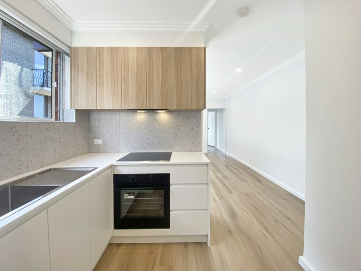 7/6 Pope Street, Ryde - image 1