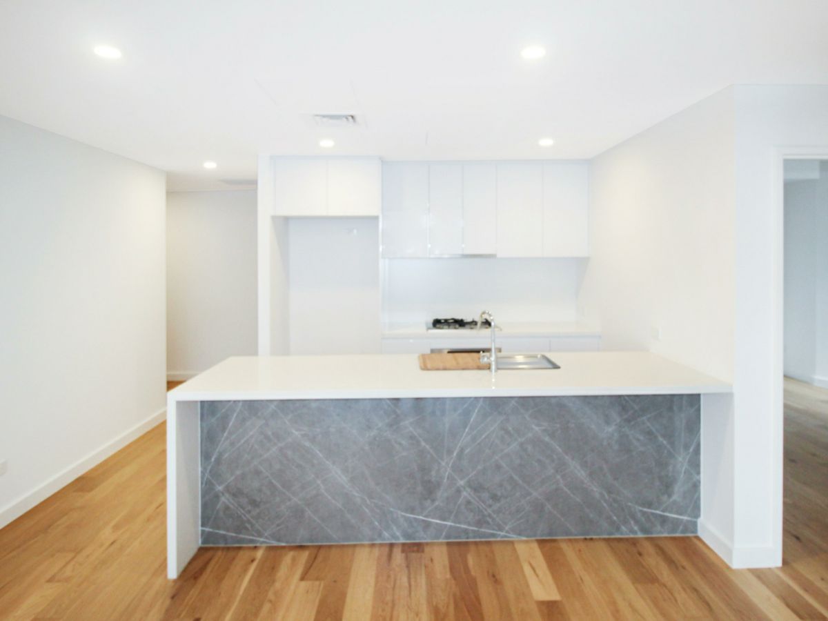 101/3 Smith Street, Ryde - image 2