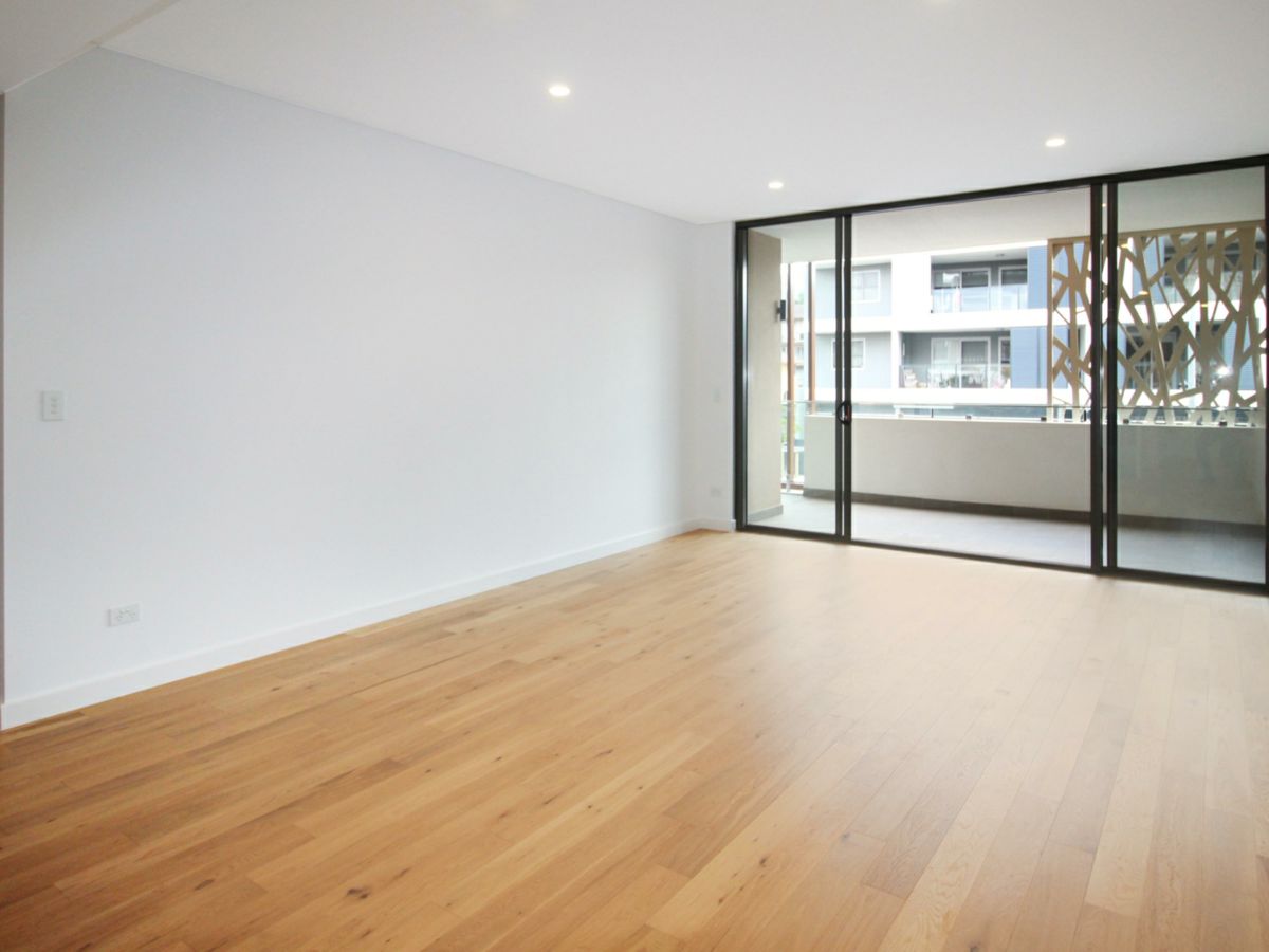 101/3 Smith Street, Ryde - image 3