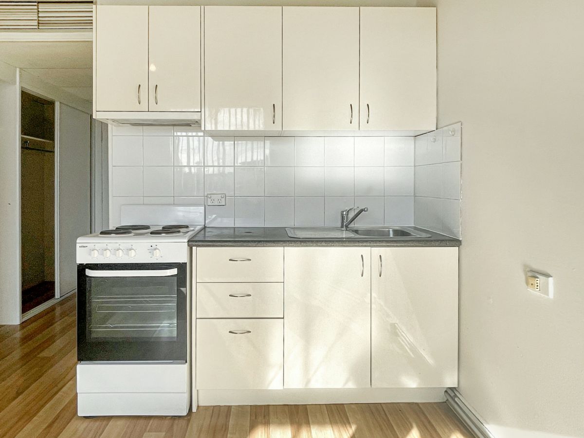 323/95 Station Road, Auburn - image 2