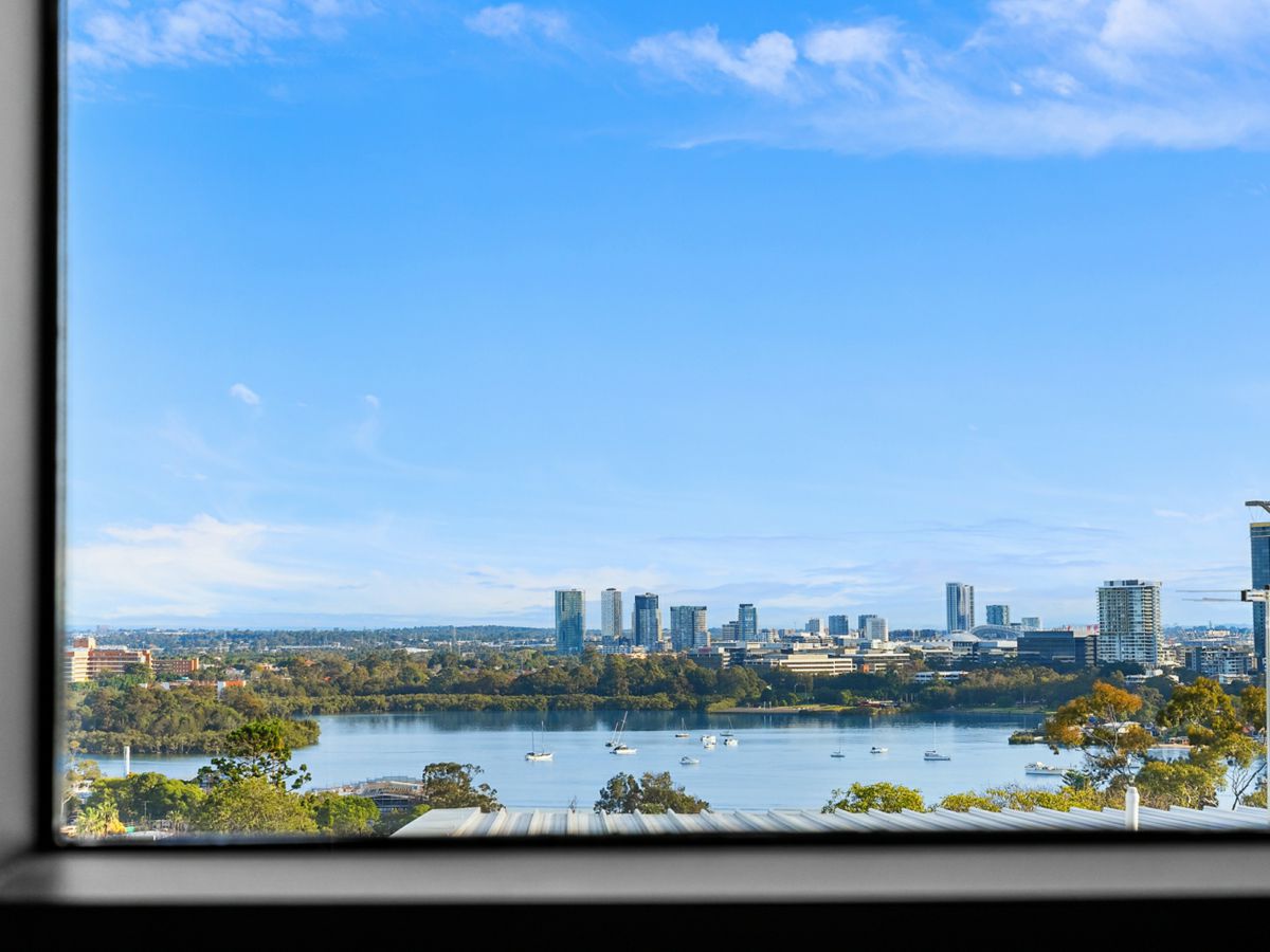 292 Morrison Road, Putney - image 3
