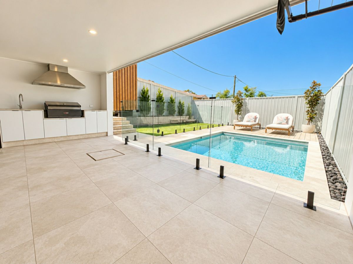 1/15A Aeolus Avenue, Ryde - image 1