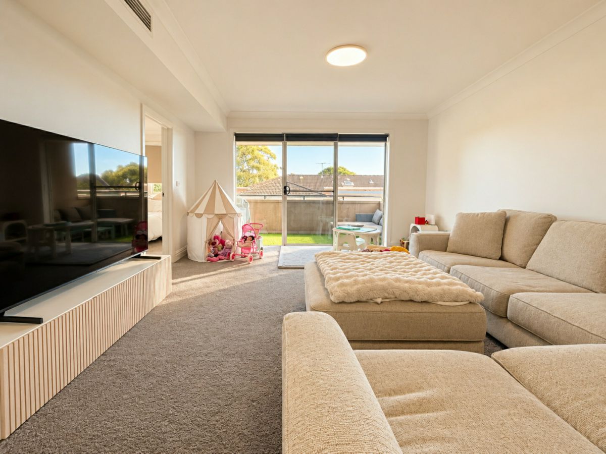 203/4 Karrabee Avenue, Huntleys Cove - image 2