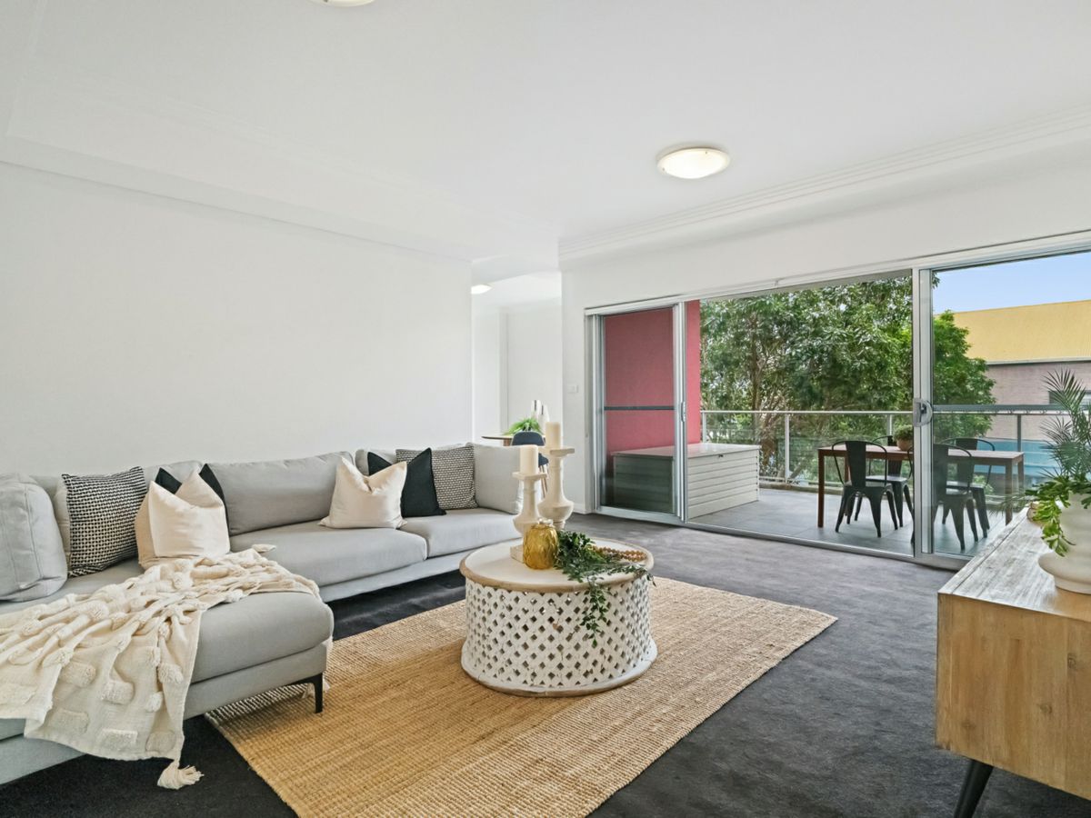 7/43 Blaxland Road, Ryde - image 2